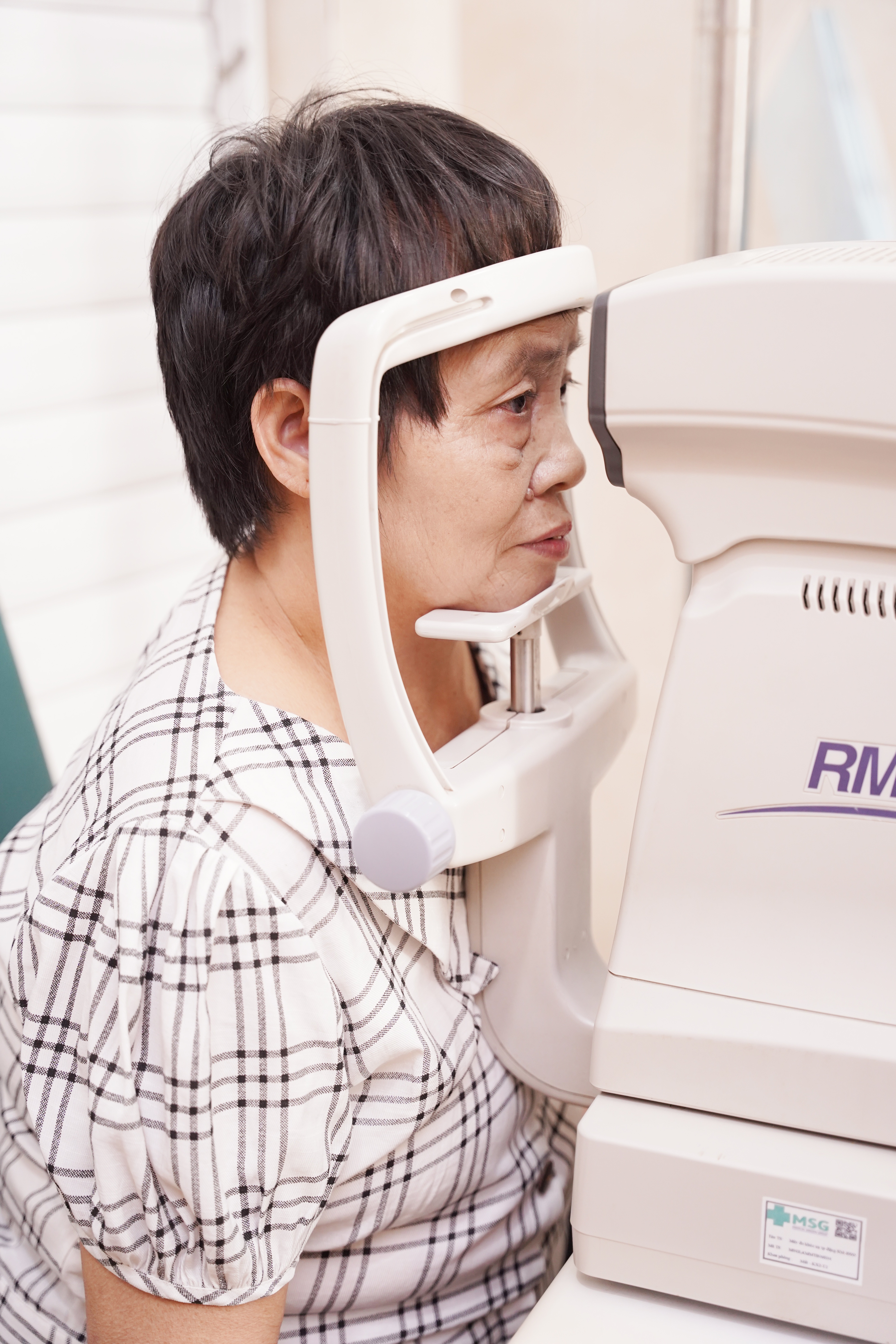 Bệnh đục thủy tinh thể có cần mổ ngay không? - 3