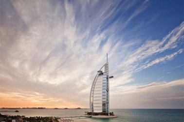 Chiêm ngưỡng khách sạn sang trọng nhất thế giới ở Dubai