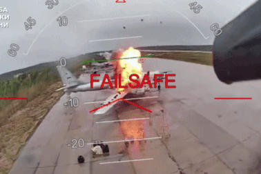 Ukraine tung thêm video từ chiến dịch “Mạng nhện”