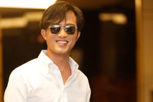 Doãn Quốc Đam: "Người ta lo được cho gia đình, còn tôi vẫn lom dom thế"