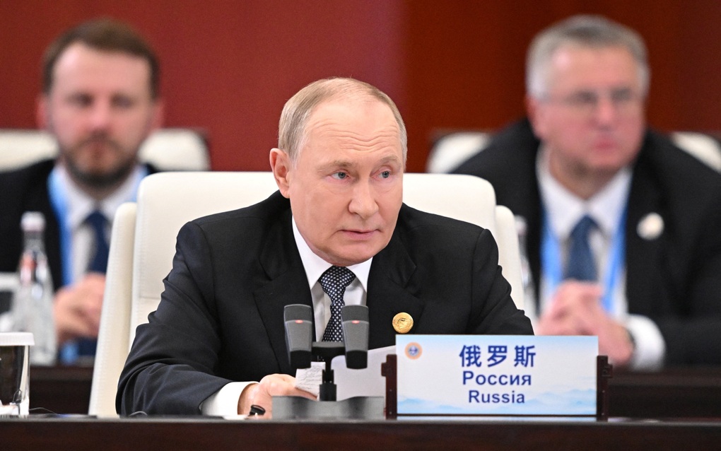 Tổng thống Nga hé lộ con đường chấm dứt xung đột Ukraine - 1 Tổng thống Nga hé lộ con đường chấm dứt xung đột Ukraine - 1