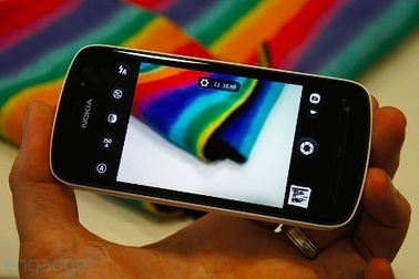 Ảnh thực tế Nokia 808 Pure View
