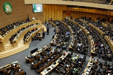 Đề phòng "quà" của Trung Quốc