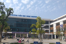 Hà Nội: Giáo viên tiểu học bị phụ huynh xông vào lớp hành hung