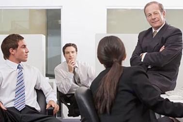 "Thằng này hết thuốc chữa rồi!"