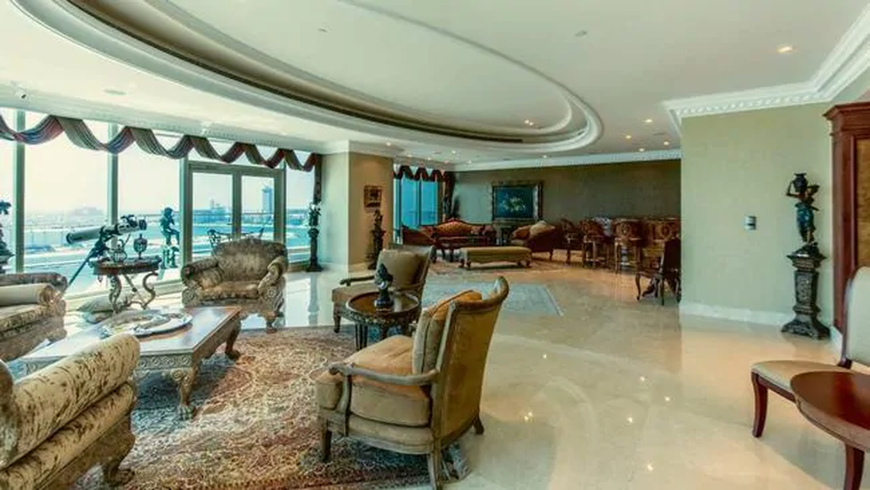 Cận cảnh penthouse 400 tỷ đồng, có cả nút bấm điều trực thăng ở Dubai - 3