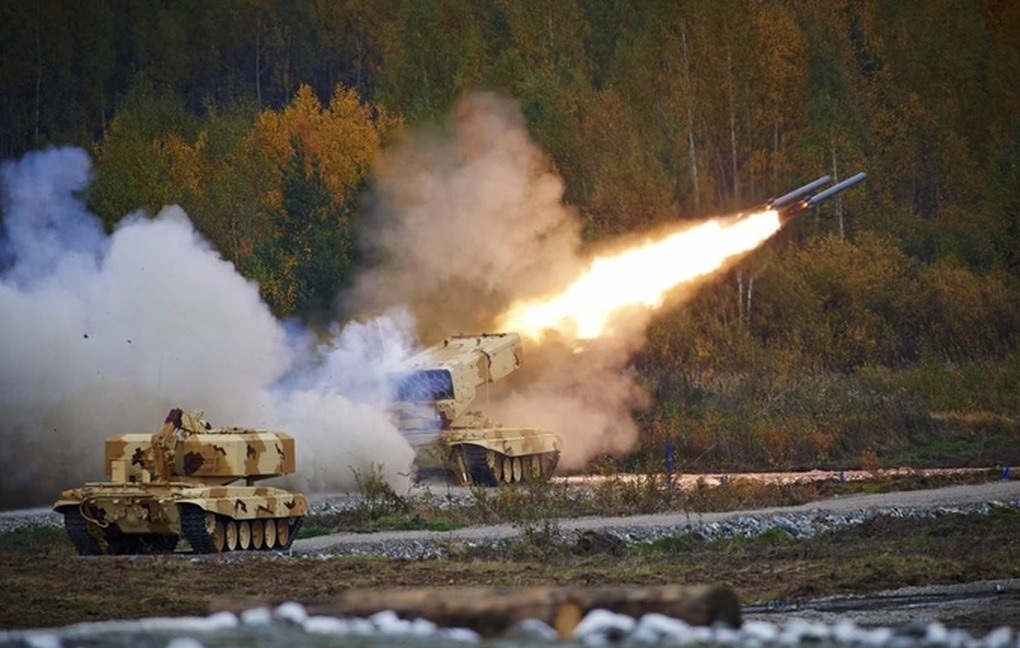 Hỏa thần nhiệt áp Nga dồn dập khai hỏa, phá hủy cứ điểm Ukraine - 1 Hỏa thần nhiệt áp Nga dồn dập khai hỏa, phá hủy cứ điểm Ukraine - 1
