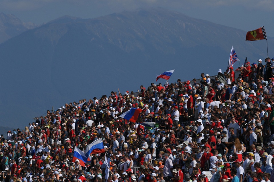 Russian Grand Prix 2020: Hamilton sảy chân, ai chớp được cơ hội? - 4 Russian Grand Prix 2020: Hamilton sảy chân, ai chớp được cơ hội? - 4