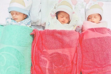 Điều trị thành công cho 3 bé sinh non, nhẹ ký, suy hô hấp nặng