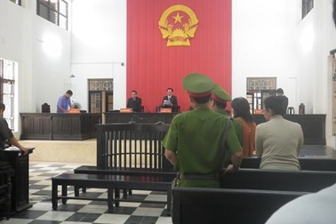 Dân kiện chủ tịch UBND tỉnh ra tòa