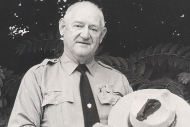 "Dị nhân" bị sét đánh 7 lần không chết