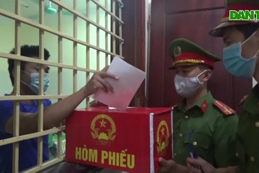 Bị can đang điều trị tại các bệnh viện tham gia bỏ phiếu bầu cử