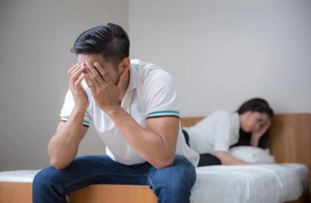 Tôi khốn khổ vì sống chung nhà, học cùng trường với bạn trai - 1 Tôi khốn khổ vì sống chung nhà, học cùng trường với bạn trai - 1
