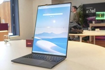 Loạt laptop độc lạ tại MWC 2025