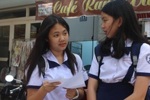 Thí sinh nhận định đề Văn chuyên vào Phổ thông Năng khiếu nhẹ nhàng