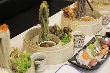 Sài Gòn cuối tuần: Mì bay Singapore đã về đến Việt Nam!