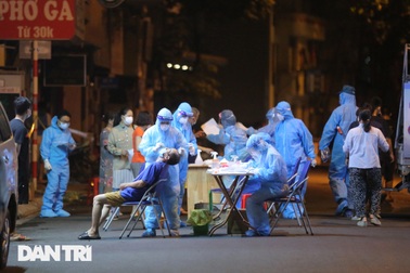 Hà Nội: Ghi nhận 26 ca dương tính SARS-CoV-2 liên quan 6 chùm ca bệnh