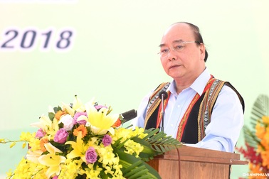 Thủ tướng Nguyễn Xuân Phúc: "Sâm Ngọc Linh là quốc bảo của Việt Nam"