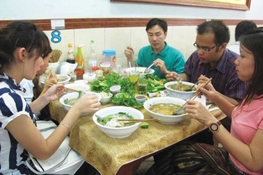 Ăn phở ở xứ Triệu voi