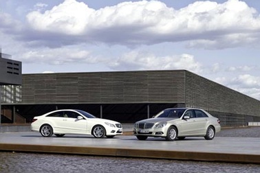 Mercedes E200 BE và E300 AMG lắp ráp trong nước