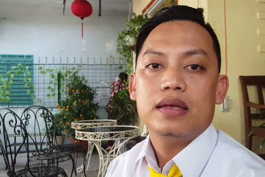 Tài xế đỡ đẻ cho sản phụ thành công ngay trên taxi