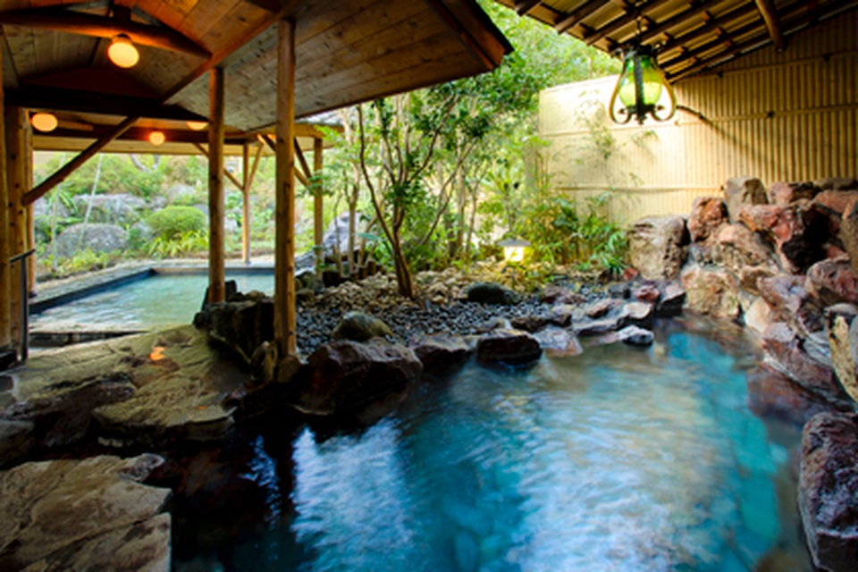 Tuyển tập những onsen cho phép mặc đồ bơi tại Nhật Bản - 3