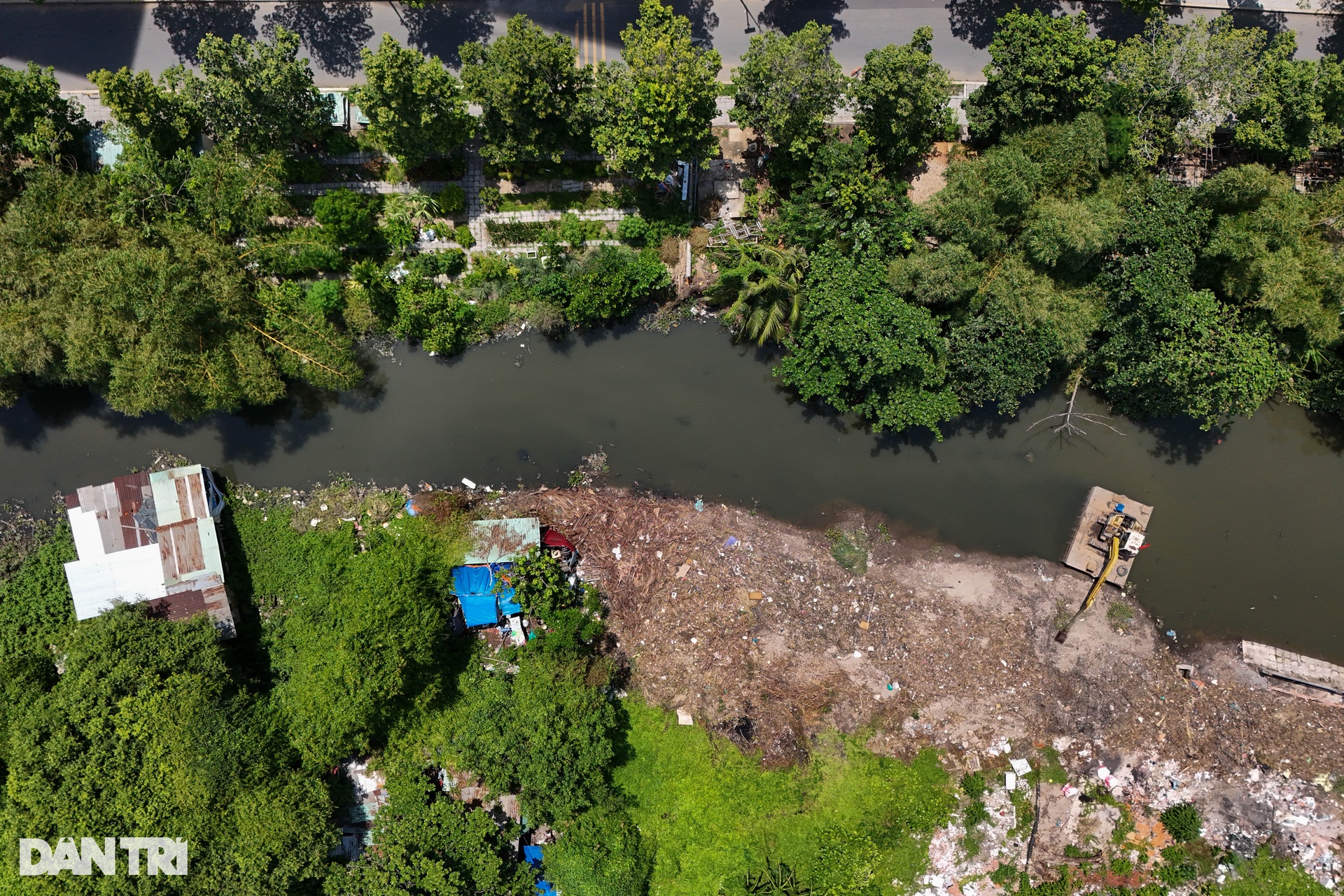 Hiện trạng 9km rạch Xuyên Tâm chảy qua nội ô TPHCM được cải tạo - 3 Hiện trạng 9km rạch Xuyên Tâm chảy qua nội ô TPHCM được cải tạo - 3