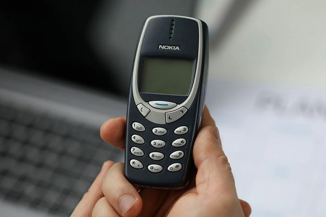 View - Điện thoại "cục gạch" nào không còn sử dụng được tại Việt Nam? | Báo Dân trí