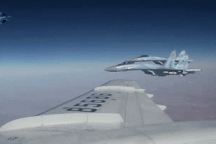 Ukraine vận hành F-16 ra sao trước Su-35 và Su-30SM Nga?