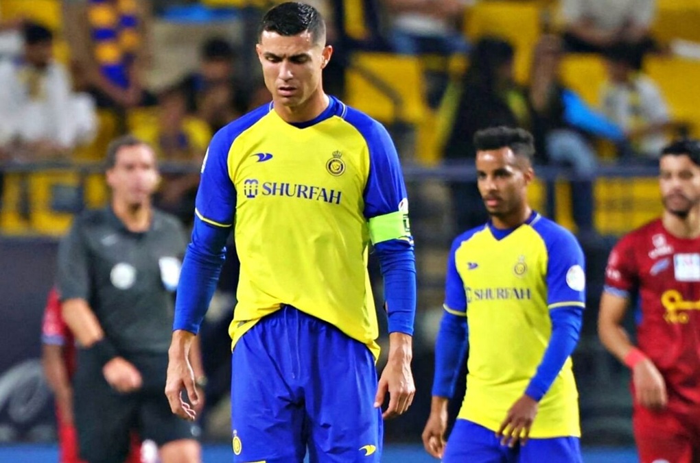 C.Ronaldo hết thời, đến lúc cần giải nghệ? - 1 C.Ronaldo hết thời, đến lúc cần giải nghệ? - 1