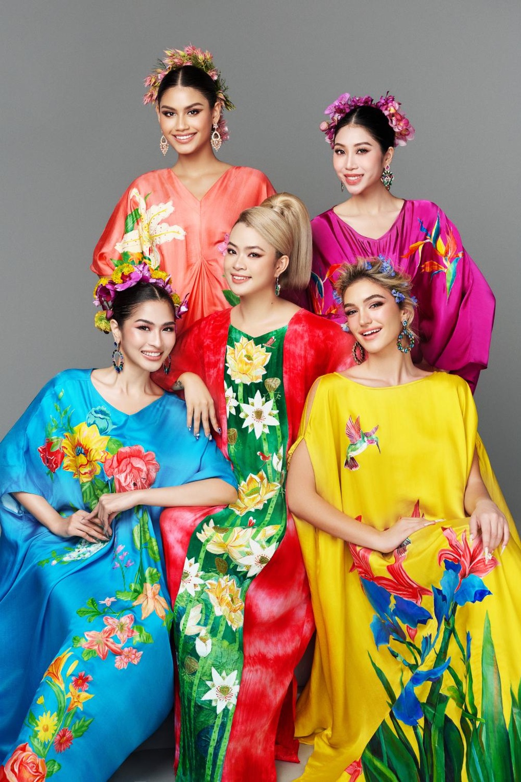 Top 4 Hoa hậu Trái đất 2023 diện thiết kế thời trang từ lụa Việt Nam - 9 Top 4 Hoa hậu Trái đất 2023 diện thiết kế thời trang từ lụa Việt Nam - 9