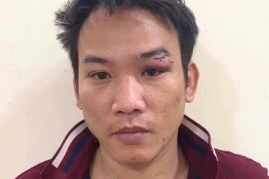 Đấm công an vì bị nhắc nhở khi tụ tập uống bia giữa mùa dịch