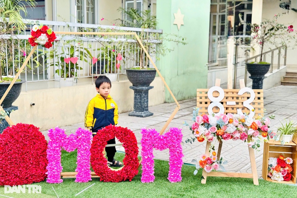 Mẹ đơn thân suy thận giai đoạn cuối, ôm con tự kỷ cầu xin sự sống - 5 Mẹ đơn thân suy thận giai đoạn cuối, ôm con tự kỷ cầu xin sự sống - 5