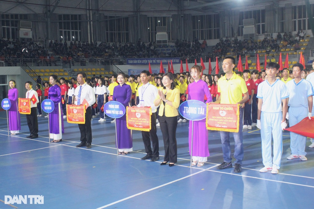 Màn võ thuật đặc sắc khai mạc hội khỏe Phù Đổng tỉnh Bạc Liêu 2024 - 2 Màn võ thuật đặc sắc khai mạc hội khỏe Phù Đổng tỉnh Bạc Liêu 2024 - 2
