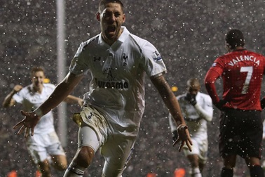 Những khoảnh khắc ấn tượng vòng 23 Premier League