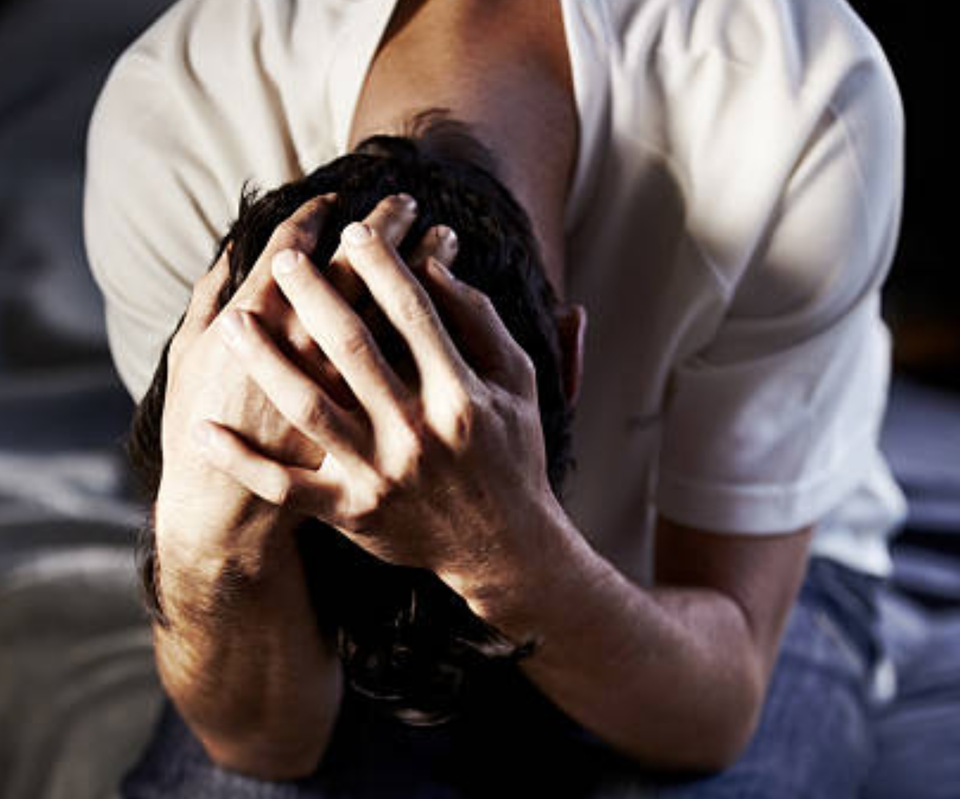 Nỗi ân hận của một ông chồng gia trưởng - 1