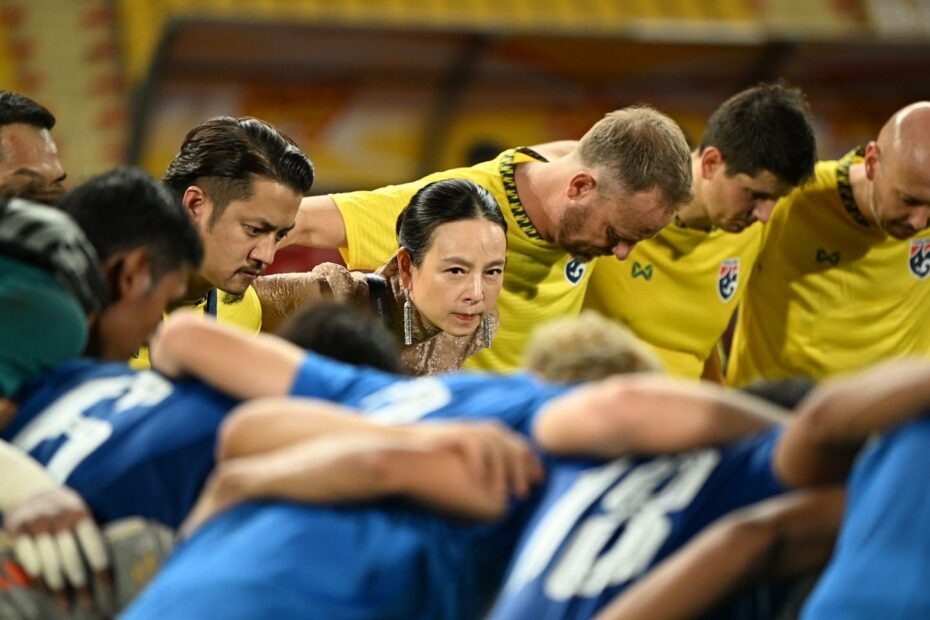 HLV Mano Polking chính thức nói lời chia tay bóng đá Thái Lan - 2 HLV Mano Polking chính thức nói lời chia tay bóng đá Thái Lan - 2