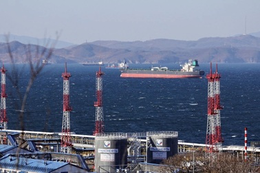 Nga cấm xuất khẩu xăng từ 1/4