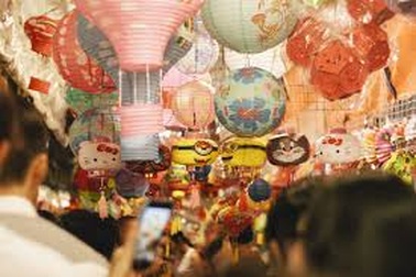 Lồng đèn Trung Quốc ế ẩm