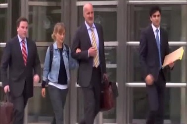 Nộp 5 triệu USD tiền bảo lãnh, nữ diễn viên “Smallville” được tại ngoại