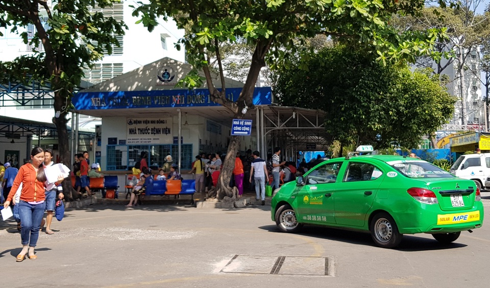 Bé 3 tuổi tử vong bất thường, bác sĩ mời công an vào cuộc - 1 Bé 3 tuổi tử vong bất thường, bác sĩ mời công an vào cuộc - 1