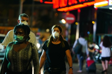 Phố Bùi Viện chưa từng có một đêm “sống chậm” như thế