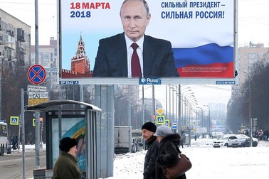 Tổng thống Putin nhận gấp 5 lần chữ ký ủng hộ cần để tranh cử