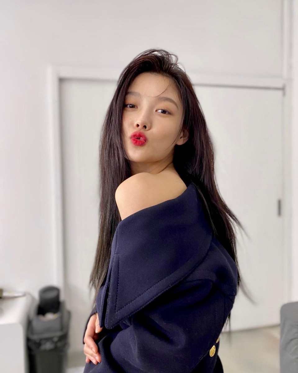 “Em gái quốc dân” Kim Yoo Jung “lột xác” ngoạn mục ở tuổi 21 - 19 “Em gái quốc dân” Kim Yoo Jung “lột xác” ngoạn mục ở tuổi 21 - 19