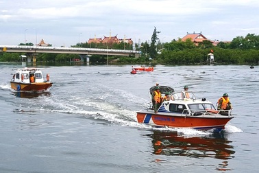Lạng Sơn đề nghị bổ sung xuồng máy cho các xã có sông lớn thường bị ngập