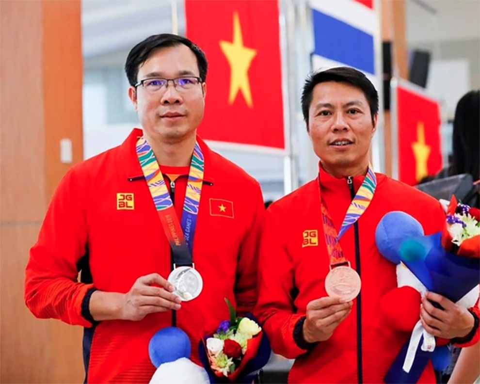 Xạ thủ Hoàng Xuân Vinh nhận suất dự Olympic Tokyo 2020 - 1 Xạ thủ Hoàng Xuân Vinh nhận suất dự Olympic Tokyo 2020 - 1