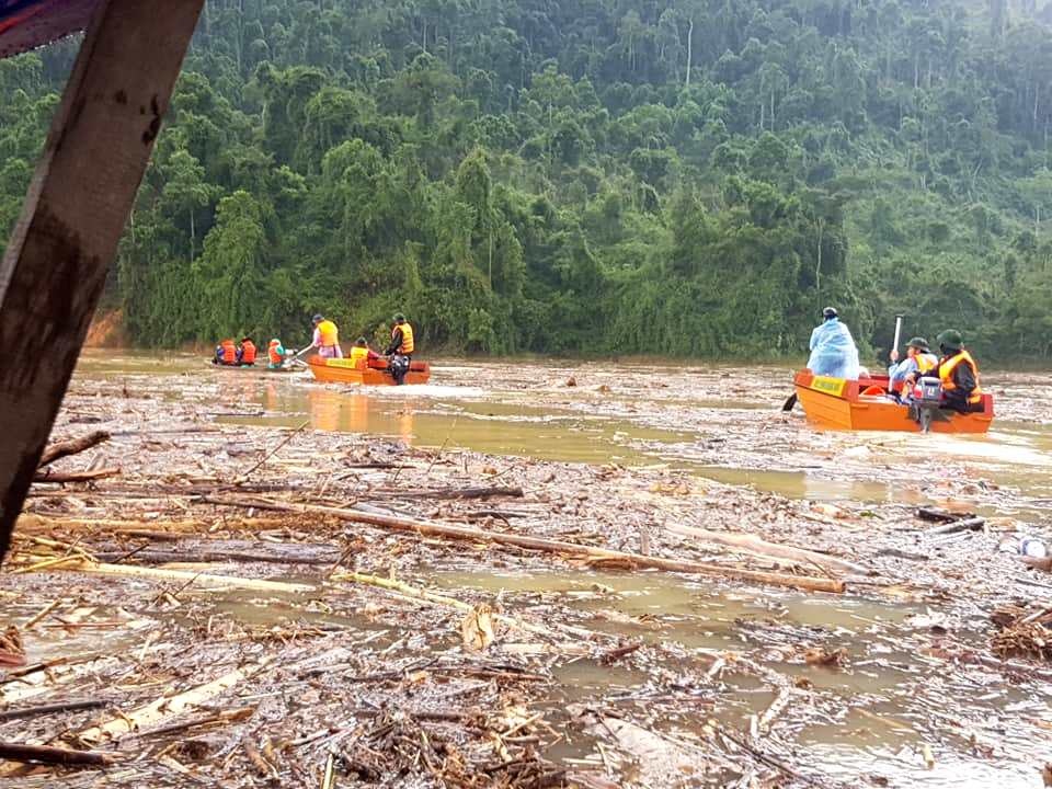 Tìm thấy thêm 2 thi thể ở Phước Sơn, tăng cường tìm kiếm ở Trà Leng - 6 Tìm thấy thêm 2 thi thể ở Phước Sơn, tăng cường tìm kiếm ở Trà Leng - 6