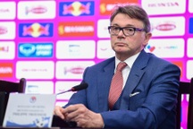 Báo Pháp hào hứng trước thông tin HLV Troussier dẫn dắt tuyển Việt Nam