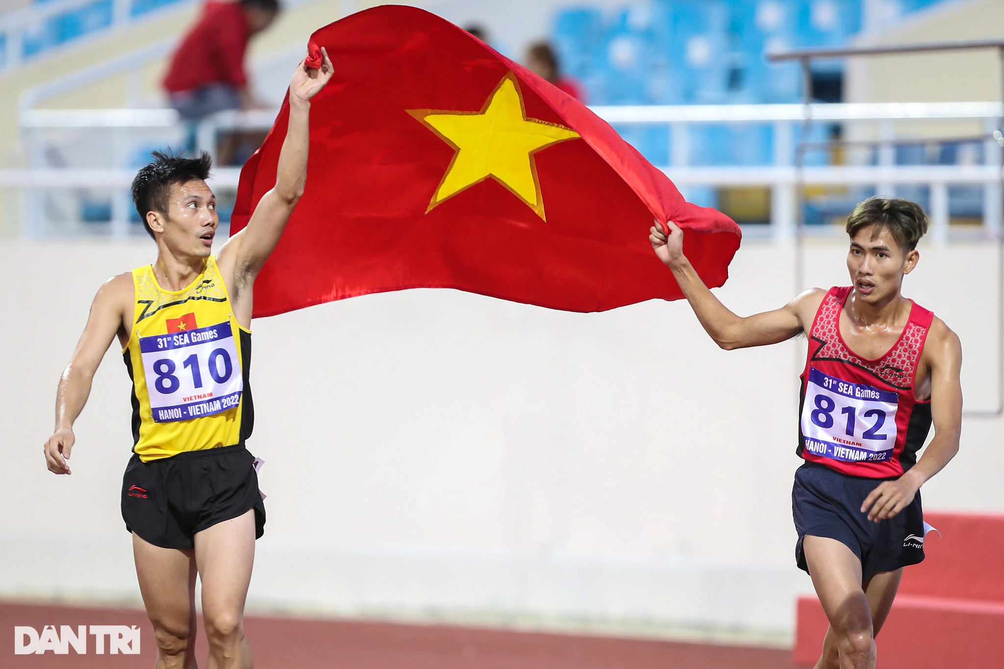 Người đẹp vô địch SEA Games phải nằm cáng rời sân thi đấu do chấn thương - 15 Người đẹp vô địch SEA Games phải nằm cáng rời sân thi đấu do chấn thương - 15