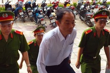 Vụ “ăn chặn” trầm kỳ: Cựu trưởng công an huyện “kêu oan” đến phút cuối!